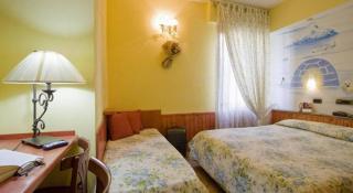 Photograph of Europeo & Flowers Hotel