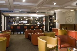 Photograph of Holiday Inn Naples Hotel