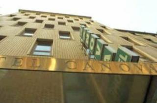 Book Canova Hotel online