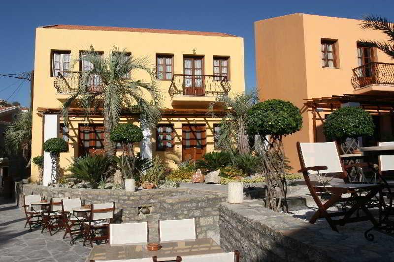 Iapetos Village Hotel