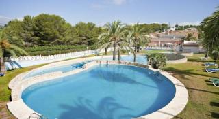 Book Pinosol Aparthotel online