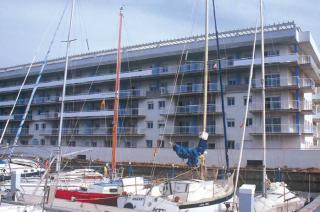 Photograph of Port Canigo Apartments