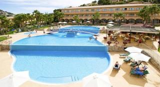 Book Mon Port Hotel online