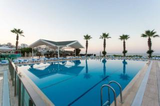Book Club Hotel Falcon online
