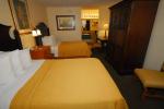 Quality Inn & Suites Eastgate Hotel Picture 4
