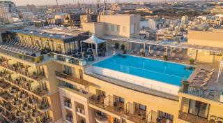 Book Palace Hotel online