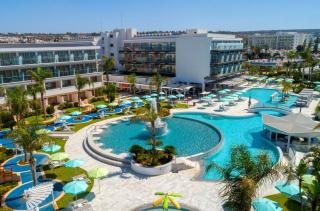 Book Faros Hotel online