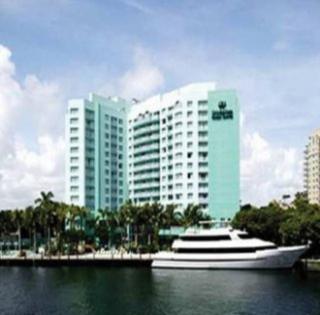 Photograph of Gallery One - A Doubletree Guest Suites Hotel