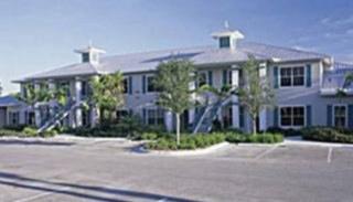 Photograph of Greenlinks At Lely Resort Hotel