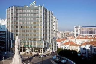 Book Holiday Inn Lisboa Hotel online