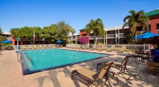 Photograph of Ramada Inn Naples