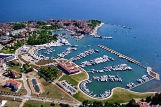 Photograph of Nautica Hotel