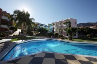 Book Bellos Apartments online