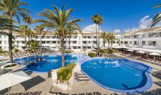 Book Hoposa Villa Concha Apartments online
