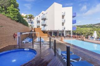 Book Sagaro Mar Hotel online