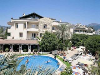 Book Green Park Apartments online