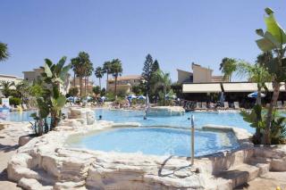Book Makronissos Village online