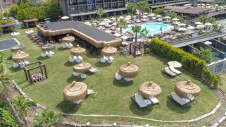 Book Manaspark Deluxe Hotel online