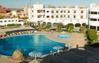 Photograph of Desert Inn Hurghada Resort Hotel