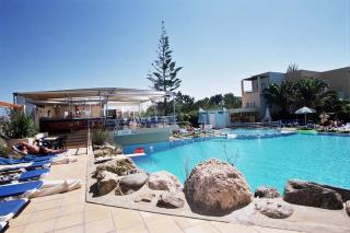 Book Futura Hotel online
