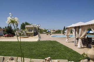 Book Ran Mari Apartments online