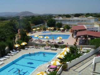 Book Fili Apartments online