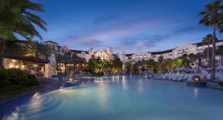 Book Universal's Hard Rock Resort Hotel online