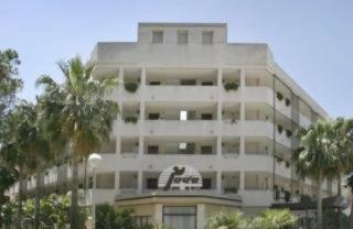 Photograph of Jade Hotel