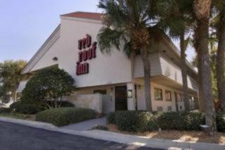 Photograph of Red Roof Inn Tampa Busch Hotel