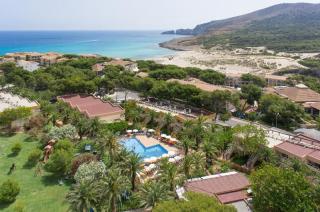 Photograph of Zafiro Park Cala Mesquida Apartments