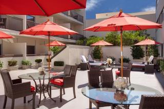 Photograph of Luxe Hotel Rodeo Drive