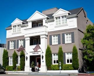Photograph of Maison 140 Hotel