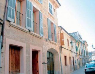 Photograph of L Hostal Hotel