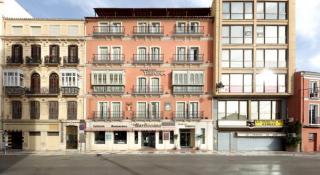 Photograph of Tribuna Malaguena Hotel