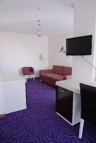 Photograph of Metur Hotel