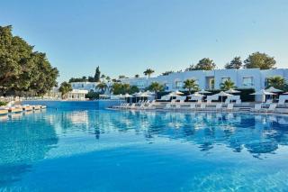 Book So White Boutique Suites online
