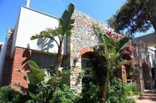 Photograph of Babana Hotel