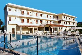 Photograph of Prassino Nissi Hotel