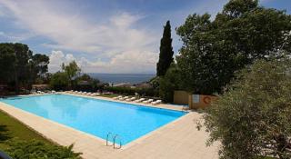Photograph of Grecs Hotel
