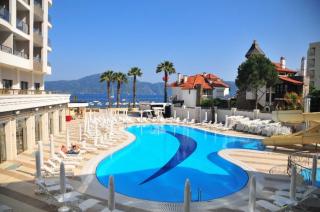 Photograph of Golden Rock Beach Hotel