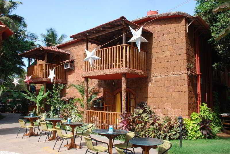 Holidays at Sea Breeze Village Hotel in Calangute, India