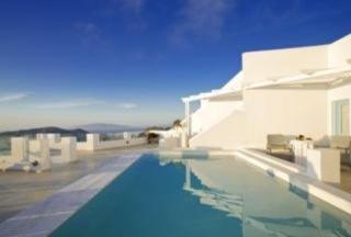 Photograph of Above Blue Suites Hotel