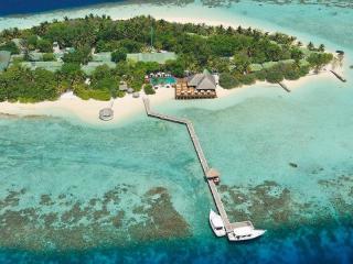 Photograph of Eriyadu Island Resort Hotel