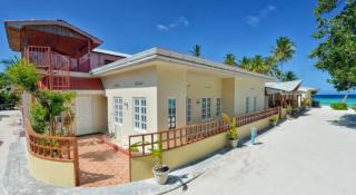 Photograph of White Shell Beach Inn Hotel