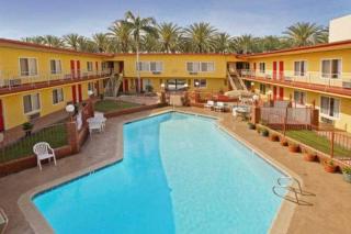 Photograph of Americas Best Value Inn Anaheim Hotel