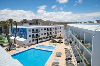Photograph of Surfing Colors Apartments