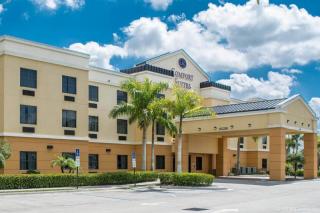 Photograph of Comfort Suites Hotel