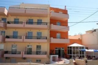 Photograph of Daisy Apartments