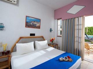 Photograph of Fan Apartments