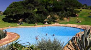 Book Prainha Village online
